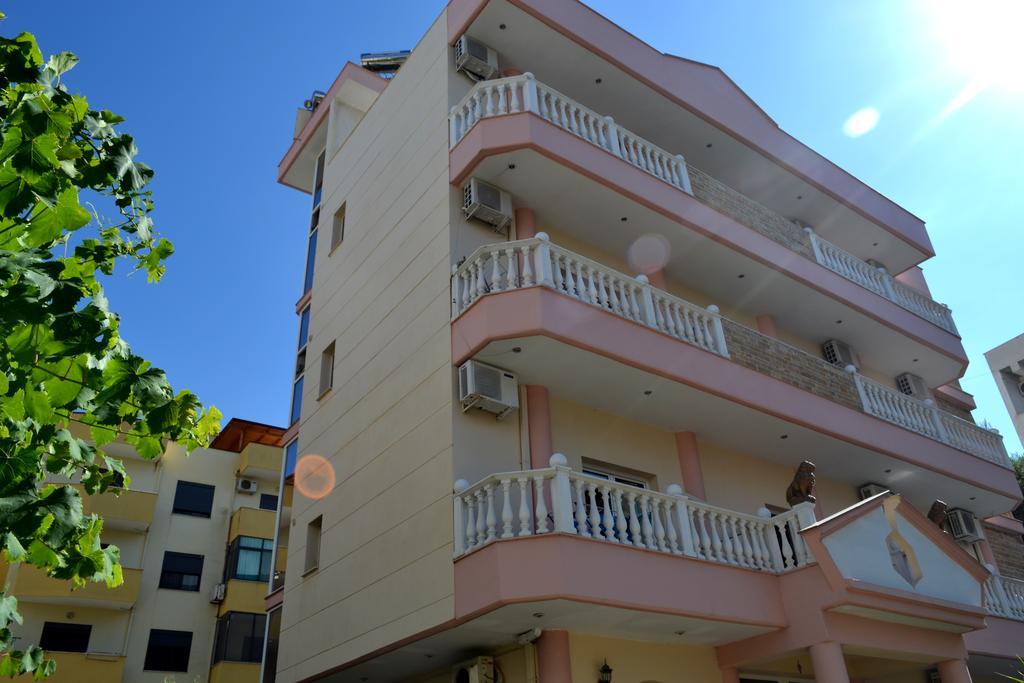 Nuovo Sun Golem Hotell Golem  Eksteriør bilde